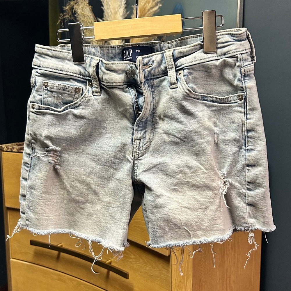 Gap Women's Denim Shorts | Size 2/26 5" Short